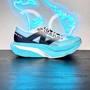 New Balance FC SC Elite V4 Women’s Marathon Running Carbon Plated Shoes - 7